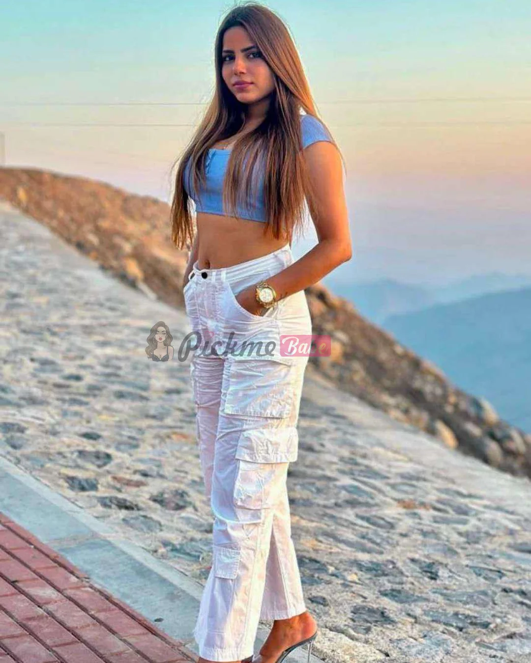 Married Female Escort riya pic1