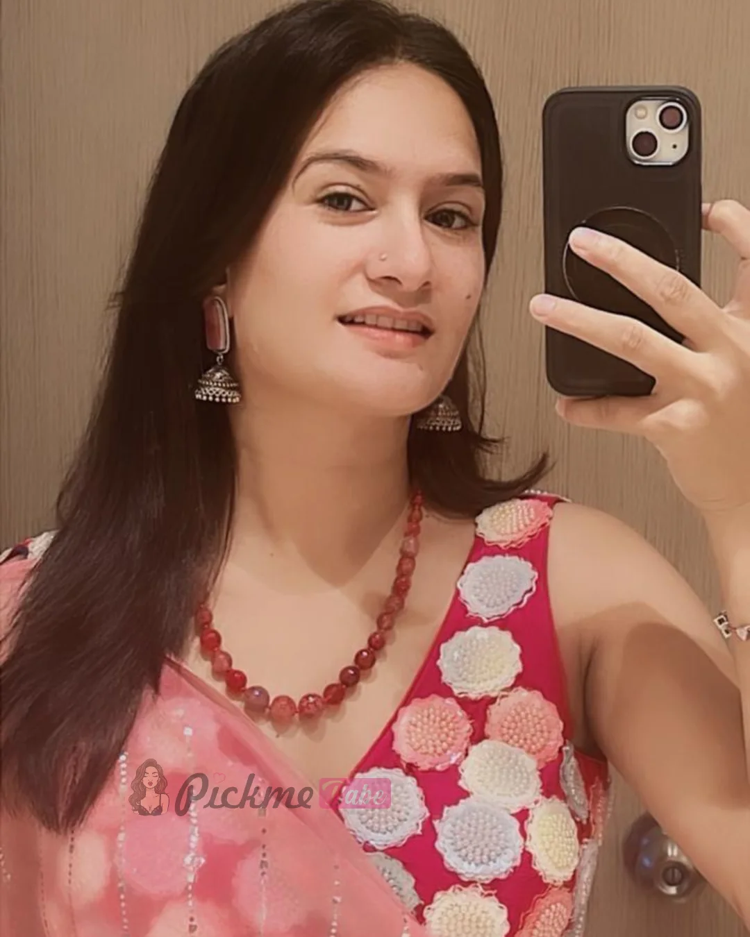 Professional Call Girl yashika pic1