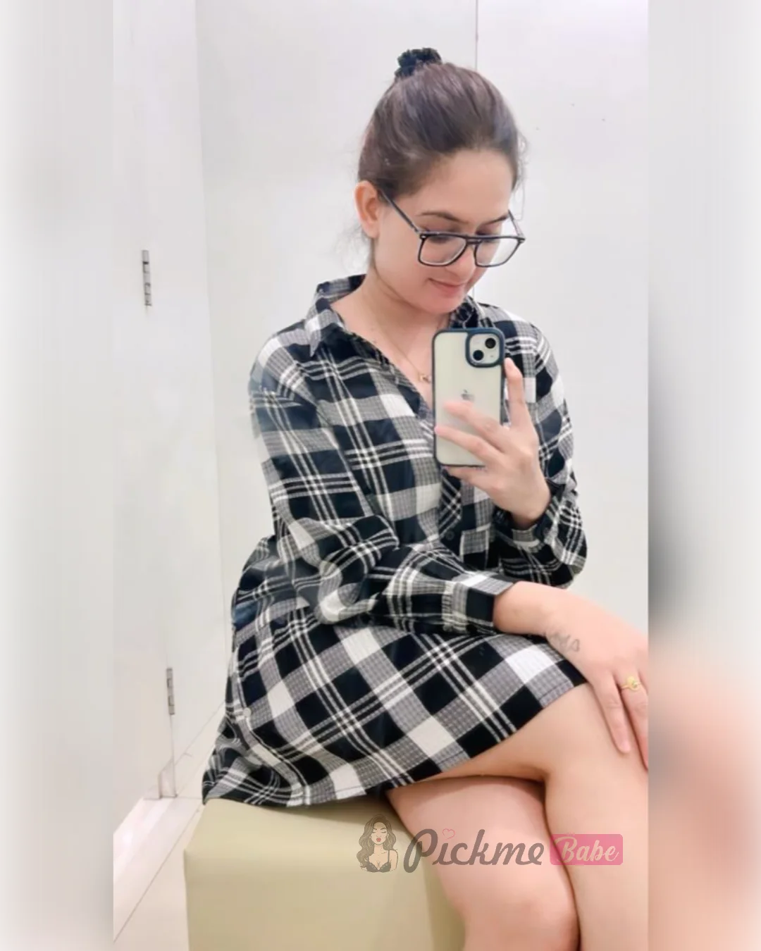Professional Call Girl yashika pic4